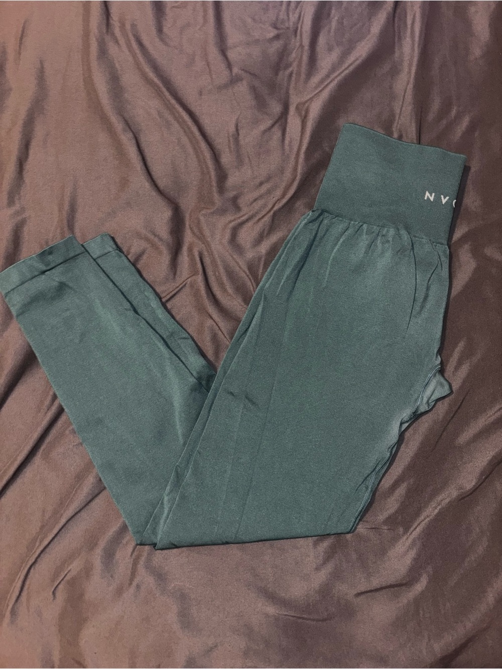 NVGTN Dark Green High-Waist Leggings